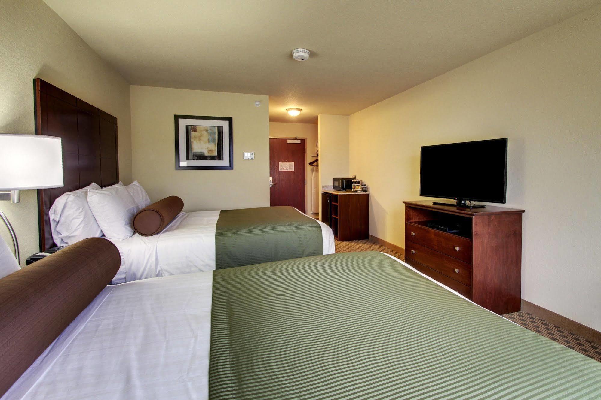 Cobblestone Inn And Suites - Eaton Buitenkant foto